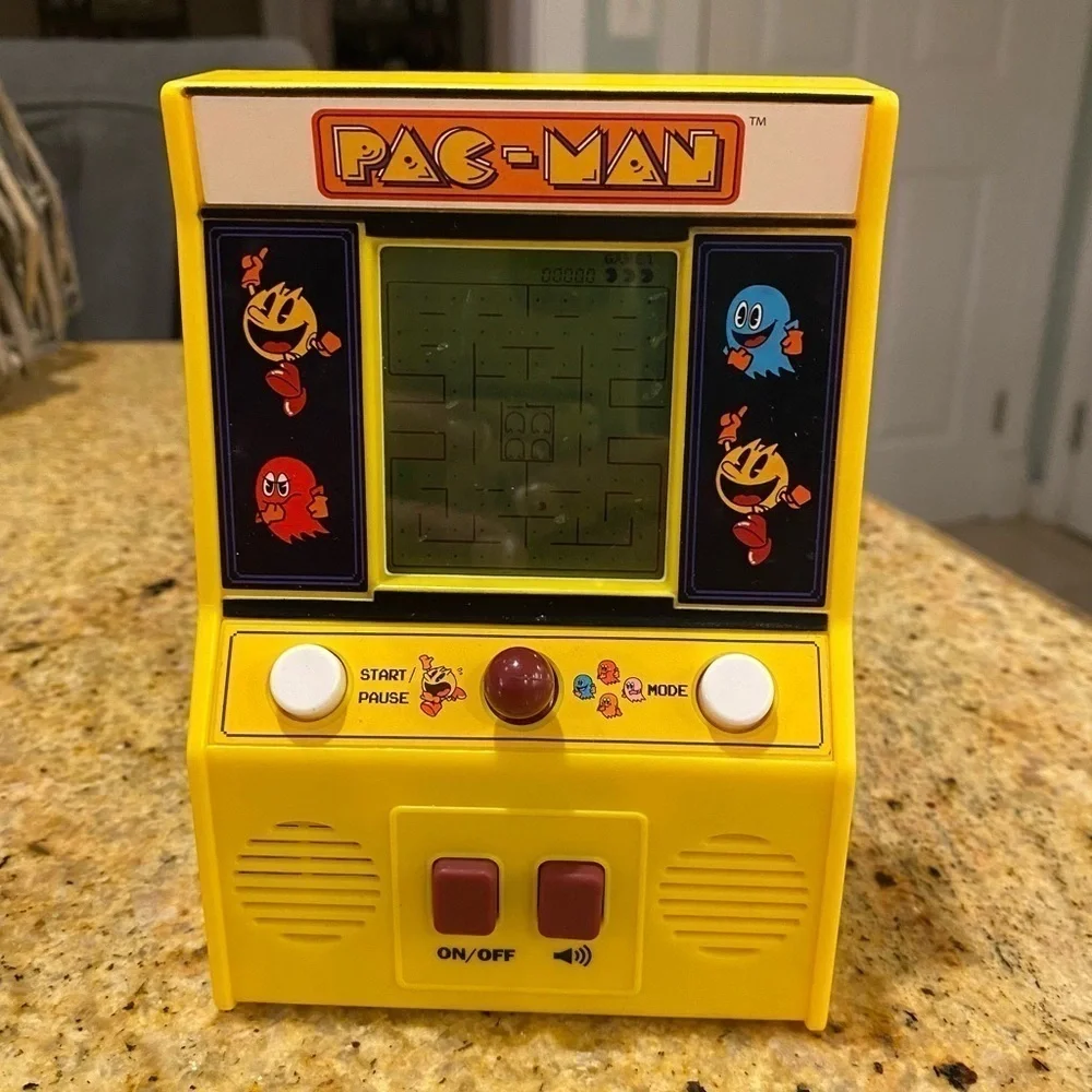 Pac-Man 2011 Retro Mini‎ 6” Arcade WORKS Machine Bandai Namco Handheld Game